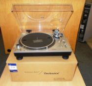 Technics SL-1200GR Direct Drive Turntable System, silver (on display) – RRP £1,130