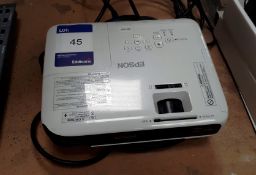 Epson EBS04 projector