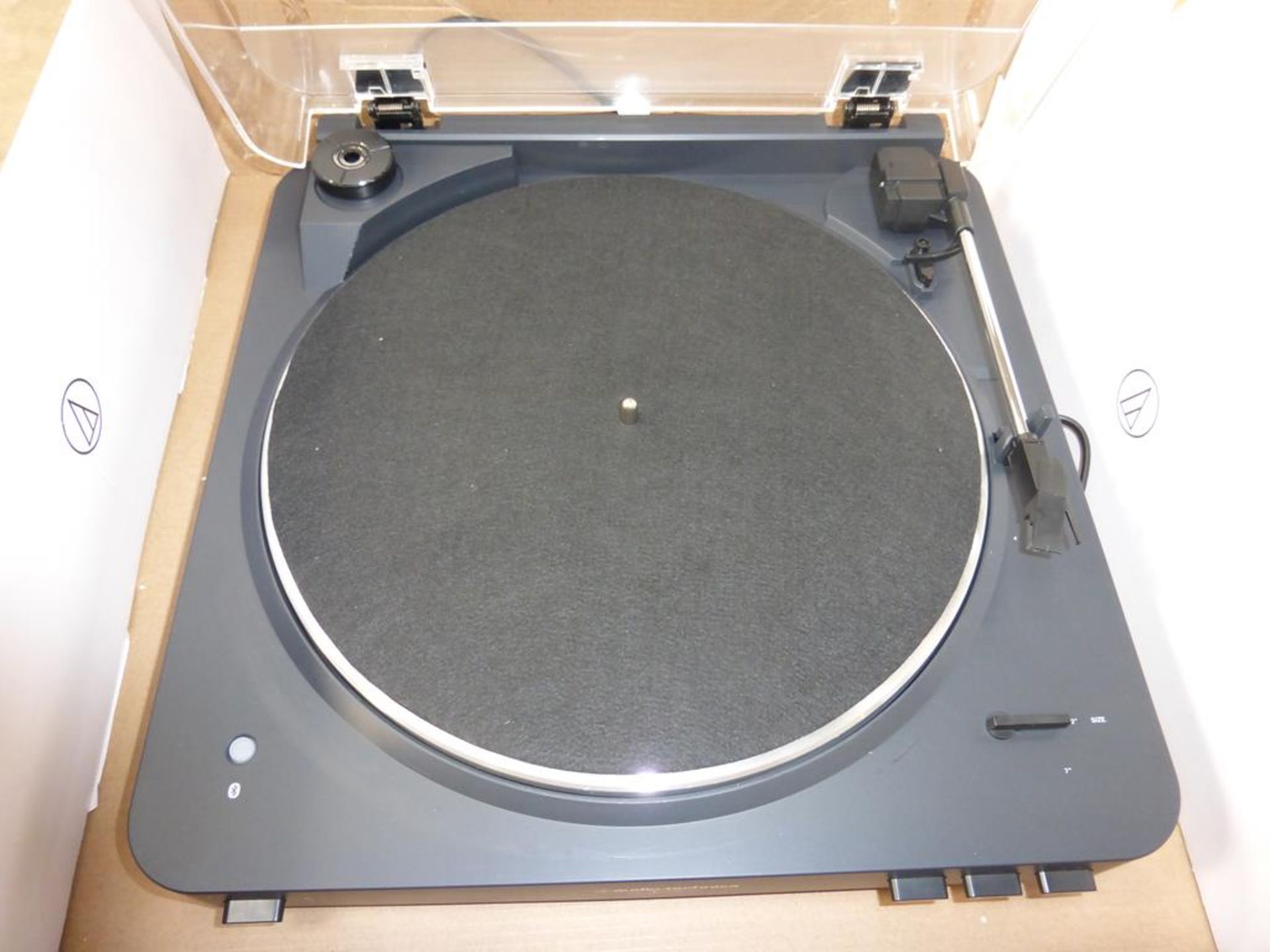 * An Audio-Technica AT-LP60BK-BT Turntable (RRP £148.95) - Image 6 of 8