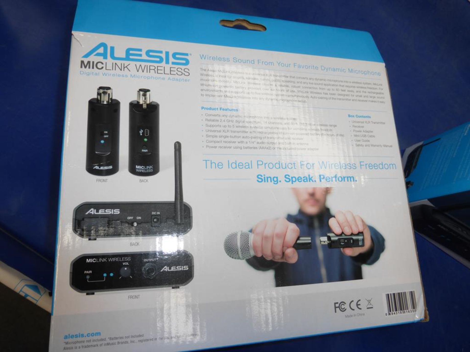 Alesis V Mini Keyboard (RRP £45) together with two Alesis Mic Link Wireless Adaptors (RRP £59 each) - Image 4 of 5