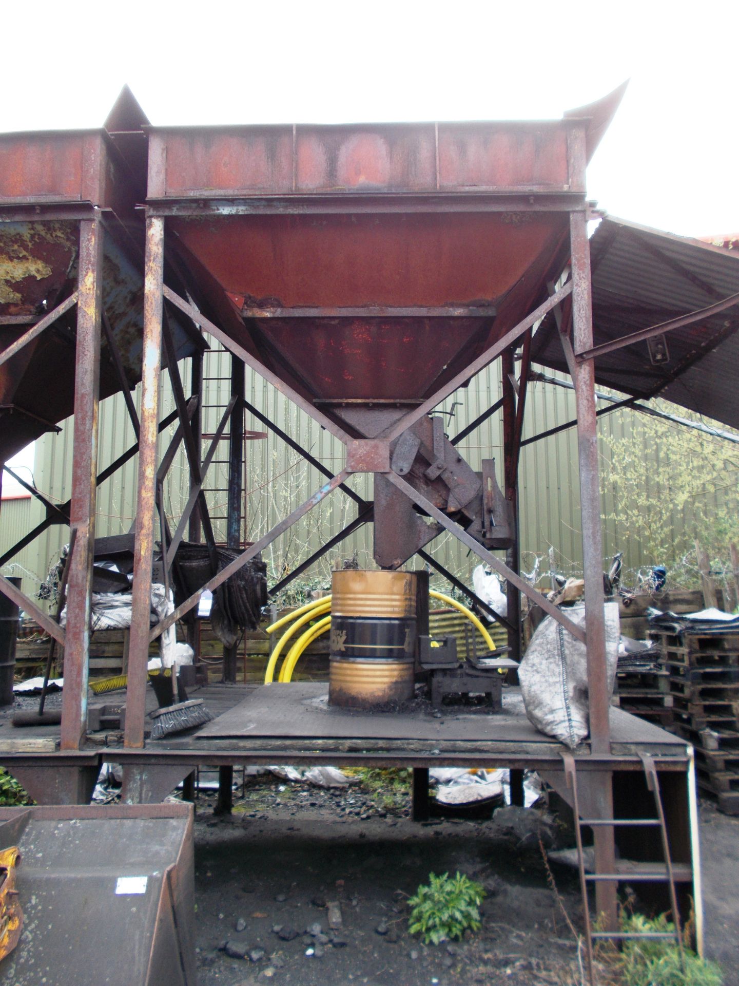 Coal hopper, with an approximate capacity of 1 tonne, equipped with weighing scales (possibly