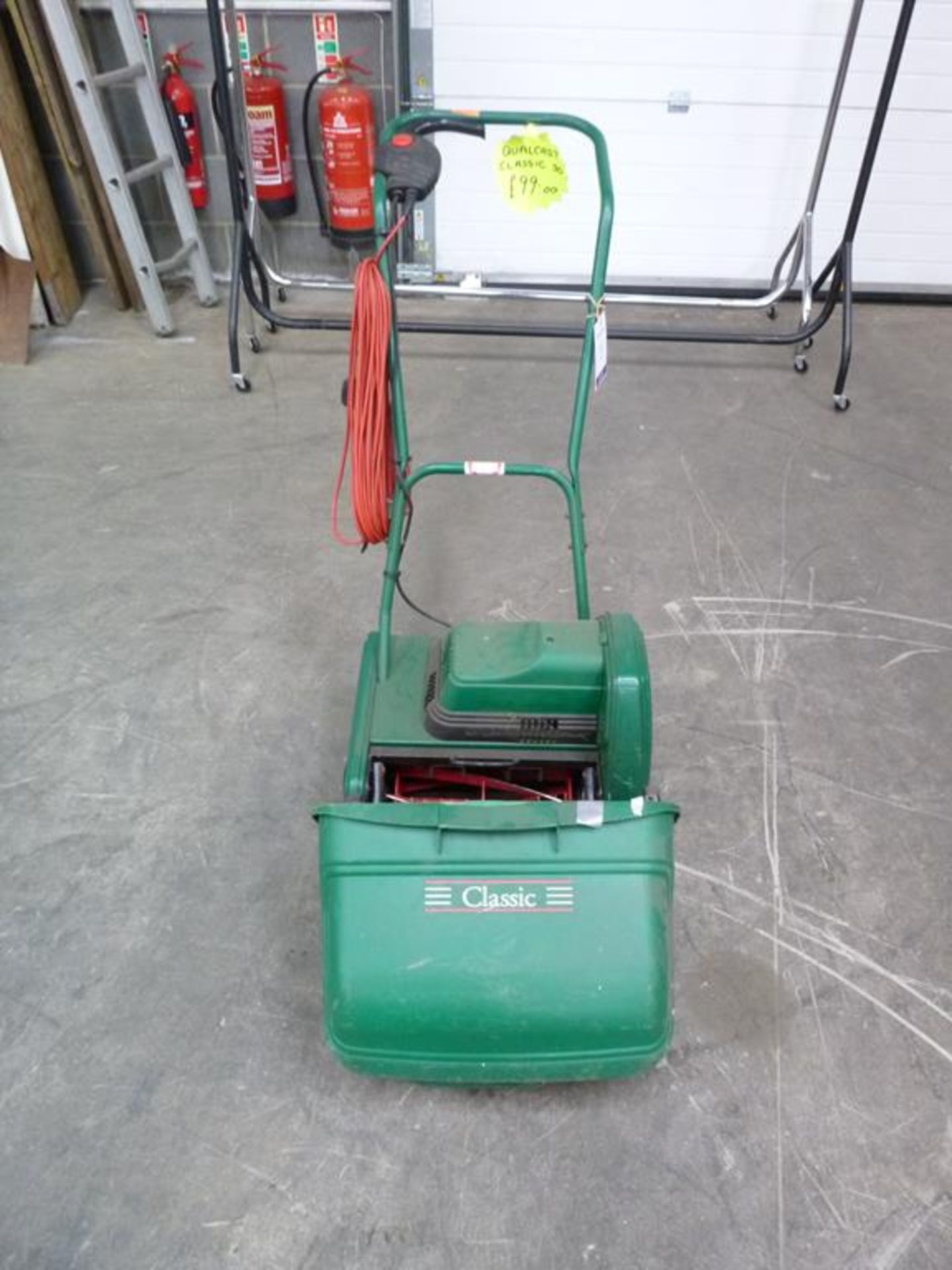 A Reconditioned Qualcast Classic 30 Electric Lawnmower with Lawnrake Cassette. Shop Price £99 - Image 3 of 3
