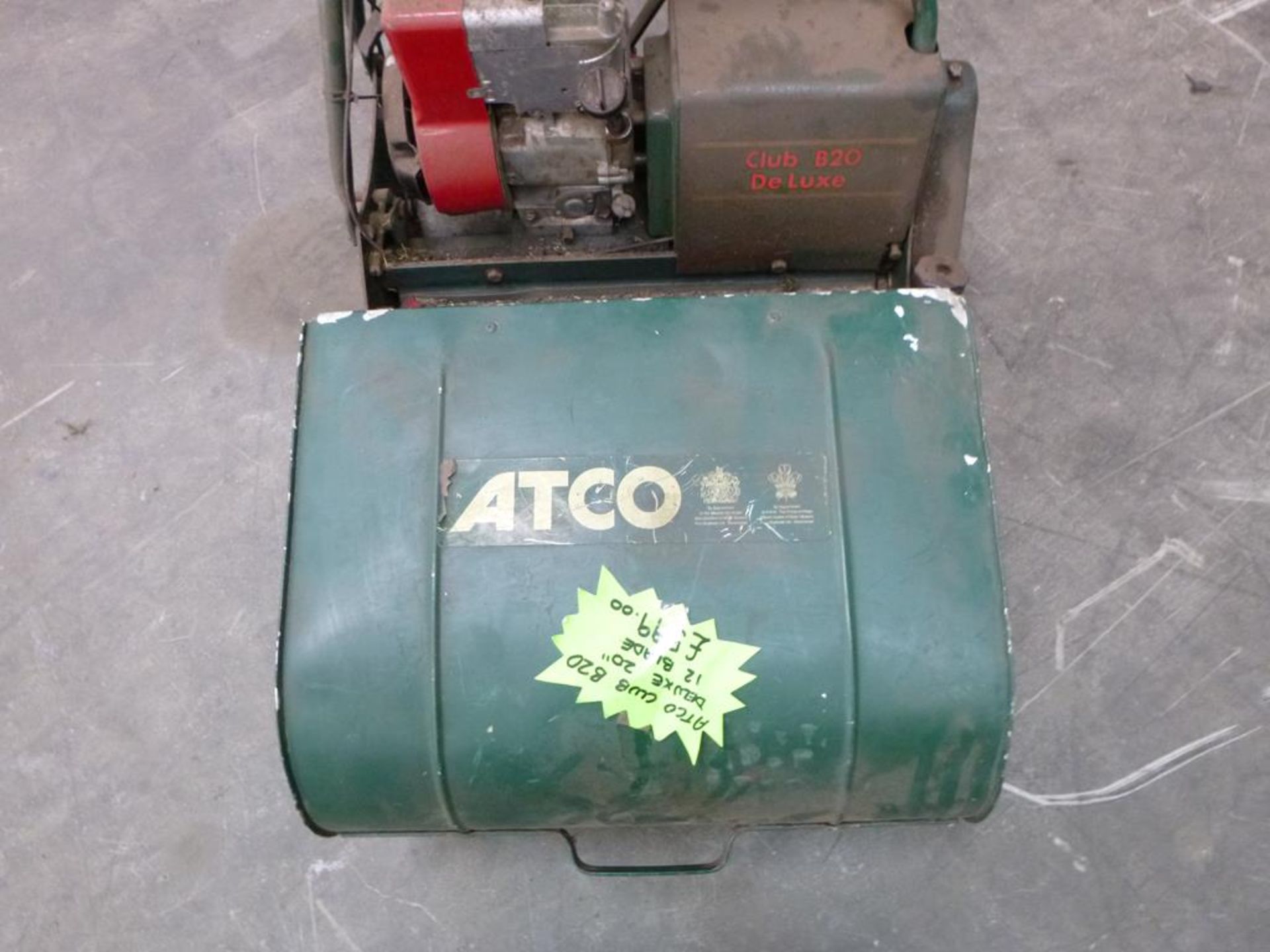 A Trade In Atco Club B20 Deluxe Lawnmower with Briggs & Stratton 5HP Engine with Industrial/ - Image 2 of 4