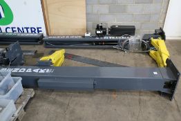 * A Bendpak 2 Post Vehicle Lift Model Number XPR-9TS, Lift Capacity 9000lb/4082Kg, YOM 07/28/17,