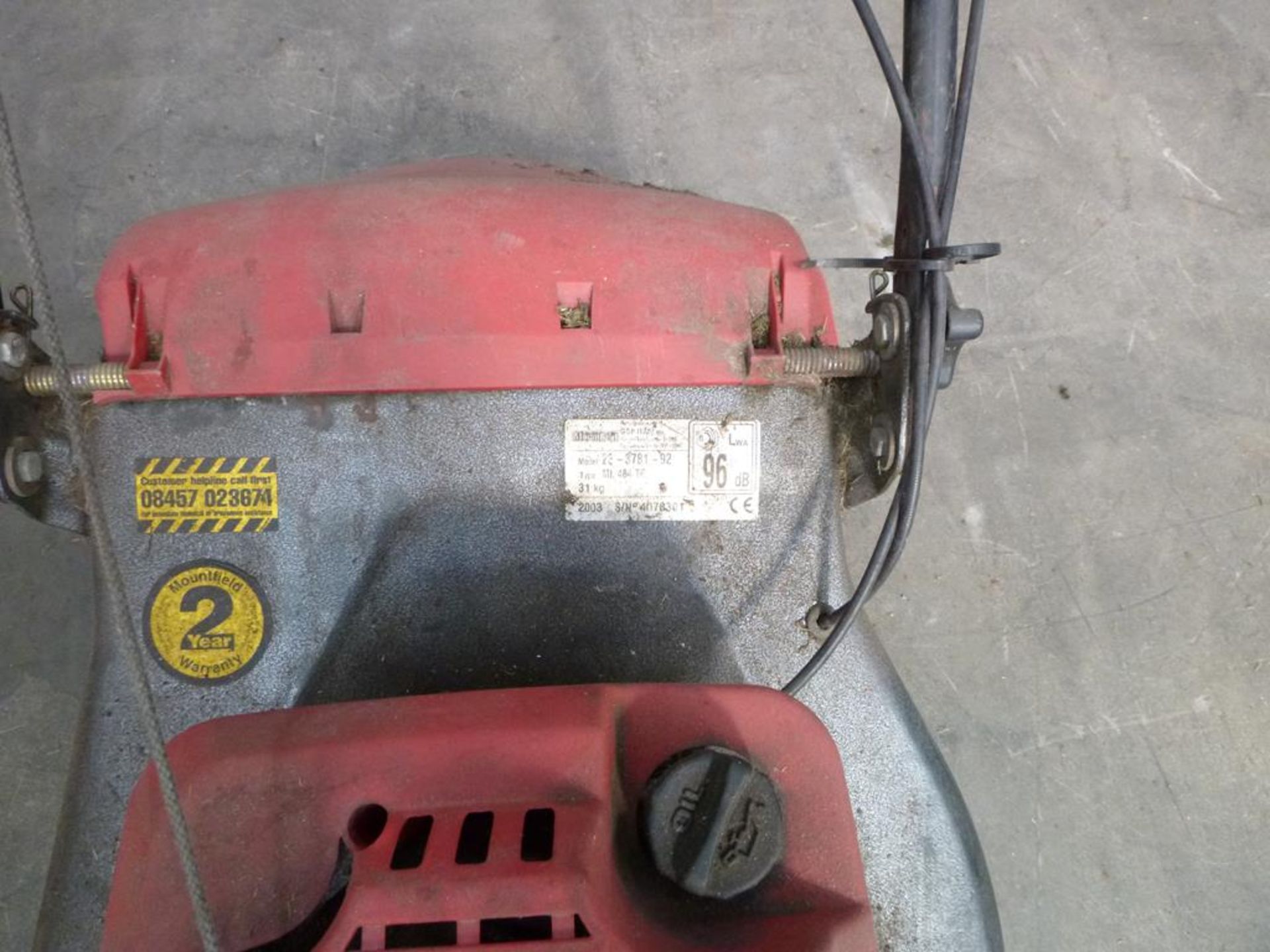 Trade In Mountfield 23-3781-92 SP460 Roller Petrol Powered Briggs & Stratton Engine Lawnmower - Image 2 of 4