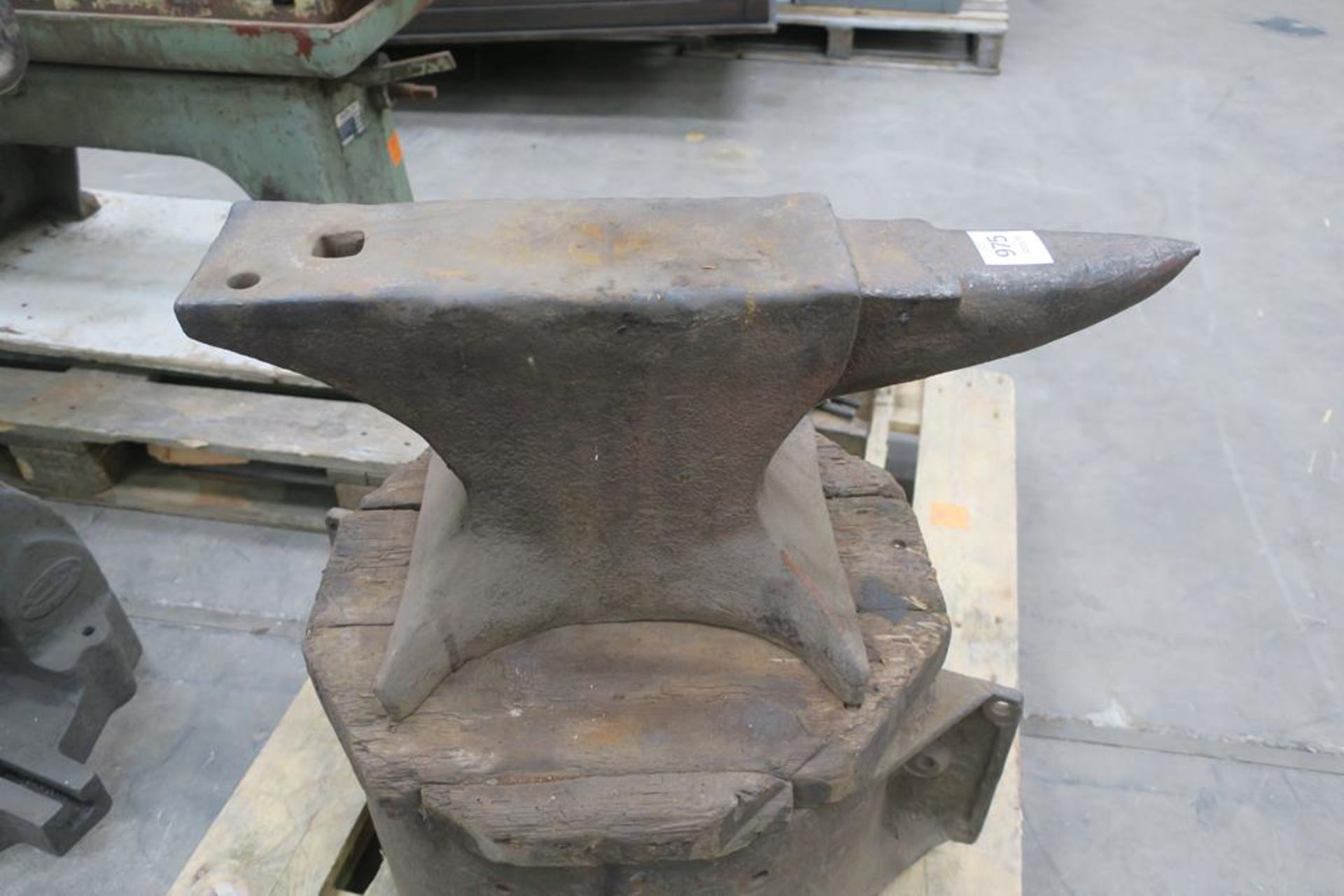 * Vintage Anvil (mounted on steam roller differential) Anvil Base, Swage Block and various - Image 3 of 5