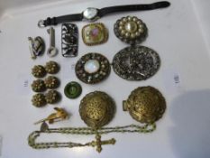 Tray of Costume Jewellery to include Brooches, Buttons, Rosary etc. (est £20-£40)