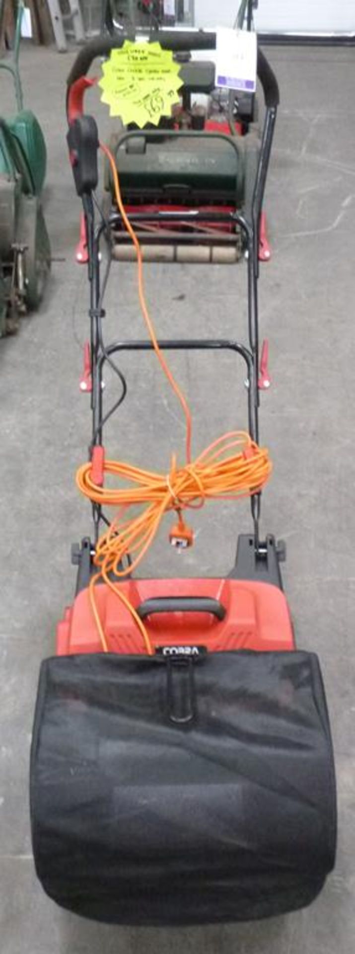 Ex Display Cobra Electric Cylinder Lawnmower CM32E. Shop Price £69 - Image 3 of 3