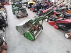 A Trade In 20'' Villiers Powered Petrol Lawnmower