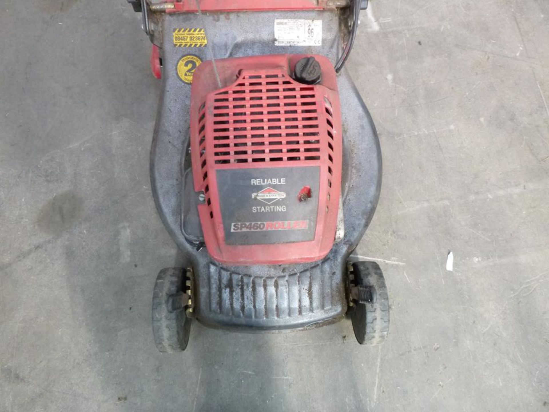 Trade In Mountfield 23-3781-92 SP460 Roller Petrol Powered Briggs & Stratton Engine Lawnmower - Image 3 of 4