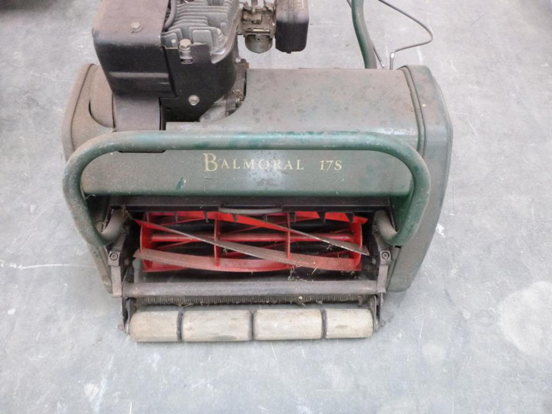 A Reconditioned Atco Qualcast Balmoral 17S Lawnmower - Image 2 of 3