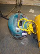 Makita VC2012L dust extractor