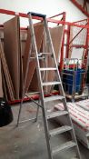 Aluminium 8 tread stepladder