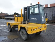 Lancer 546 Sideloader, 4000kg Capcity