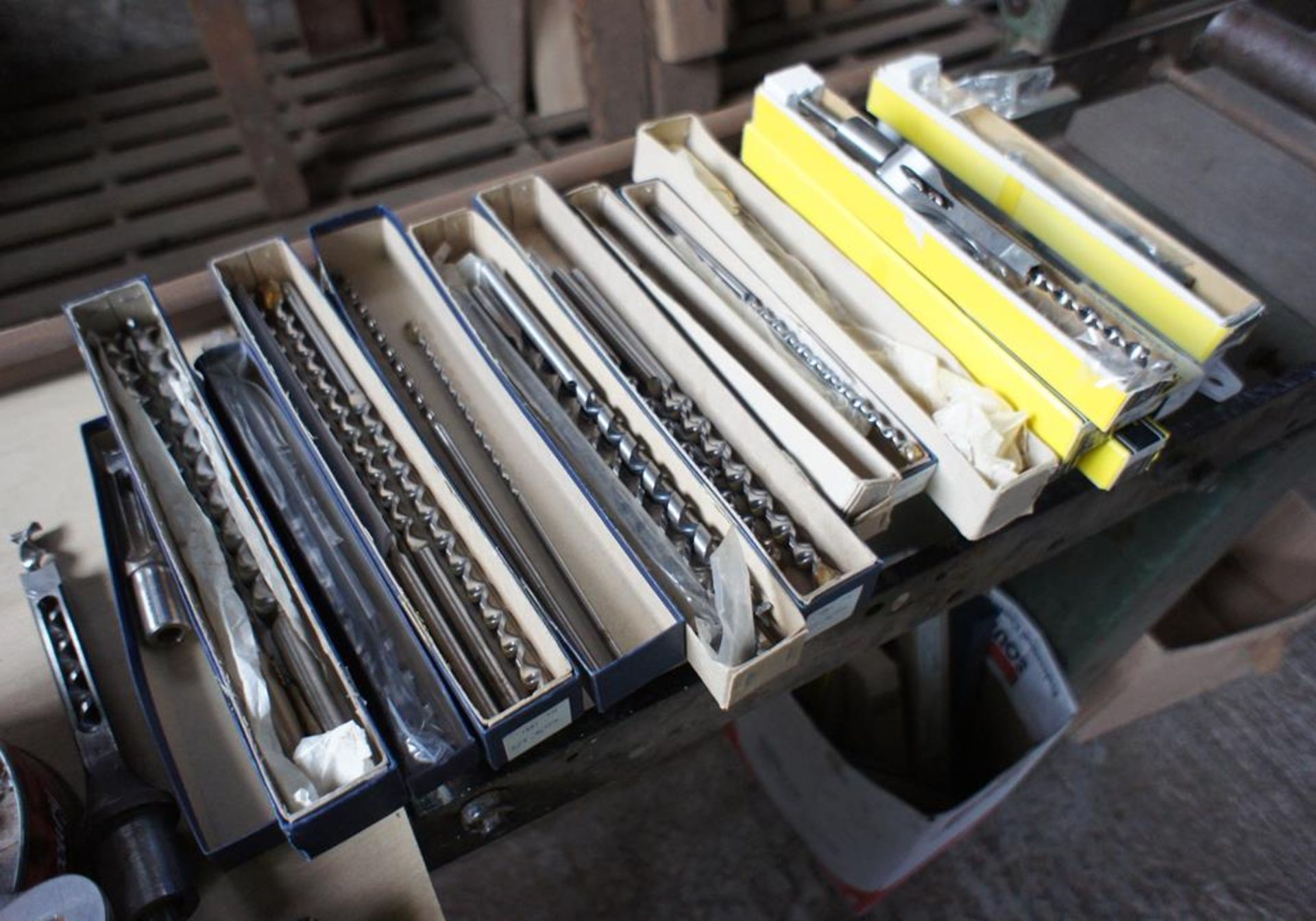 Wadkin MF Chain & Chisel Morticer, Tooling and contents of Cabinet - Image 16 of 19