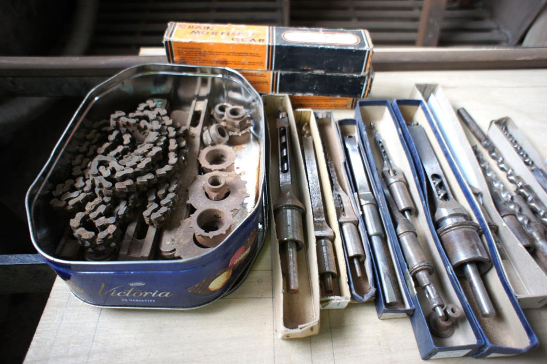 Wadkin MF Chain & Chisel Morticer, Tooling and contents of Cabinet - Image 14 of 19