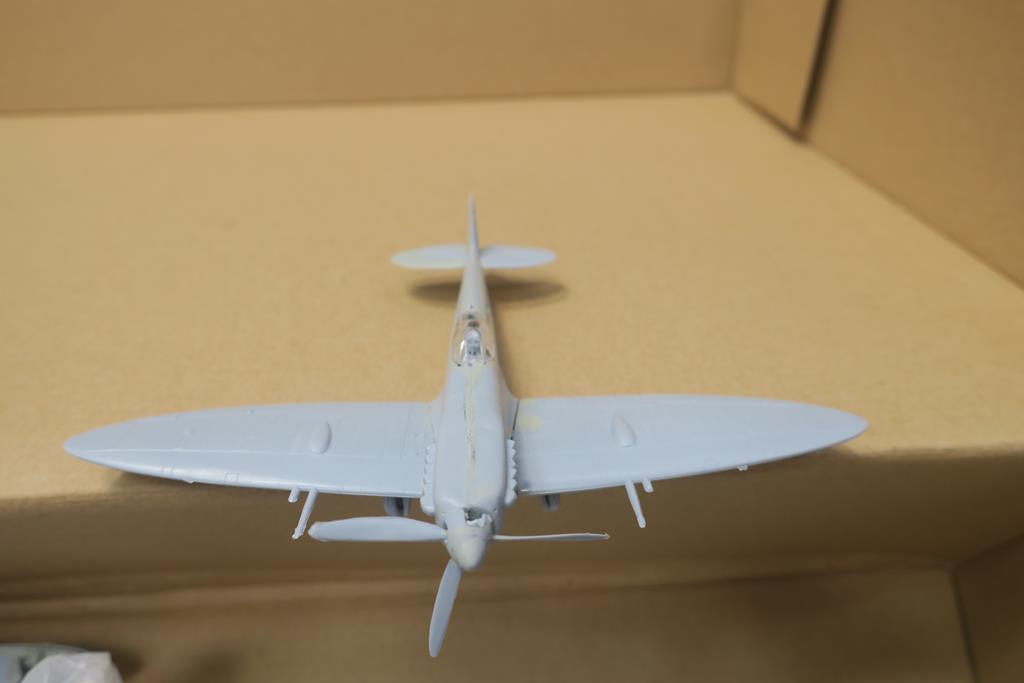 This is a Timed Online Auction on Bidspotter.co.uk, Click here to bid. An Airfix V.E. Day Multi Kit, - Image 7 of 8