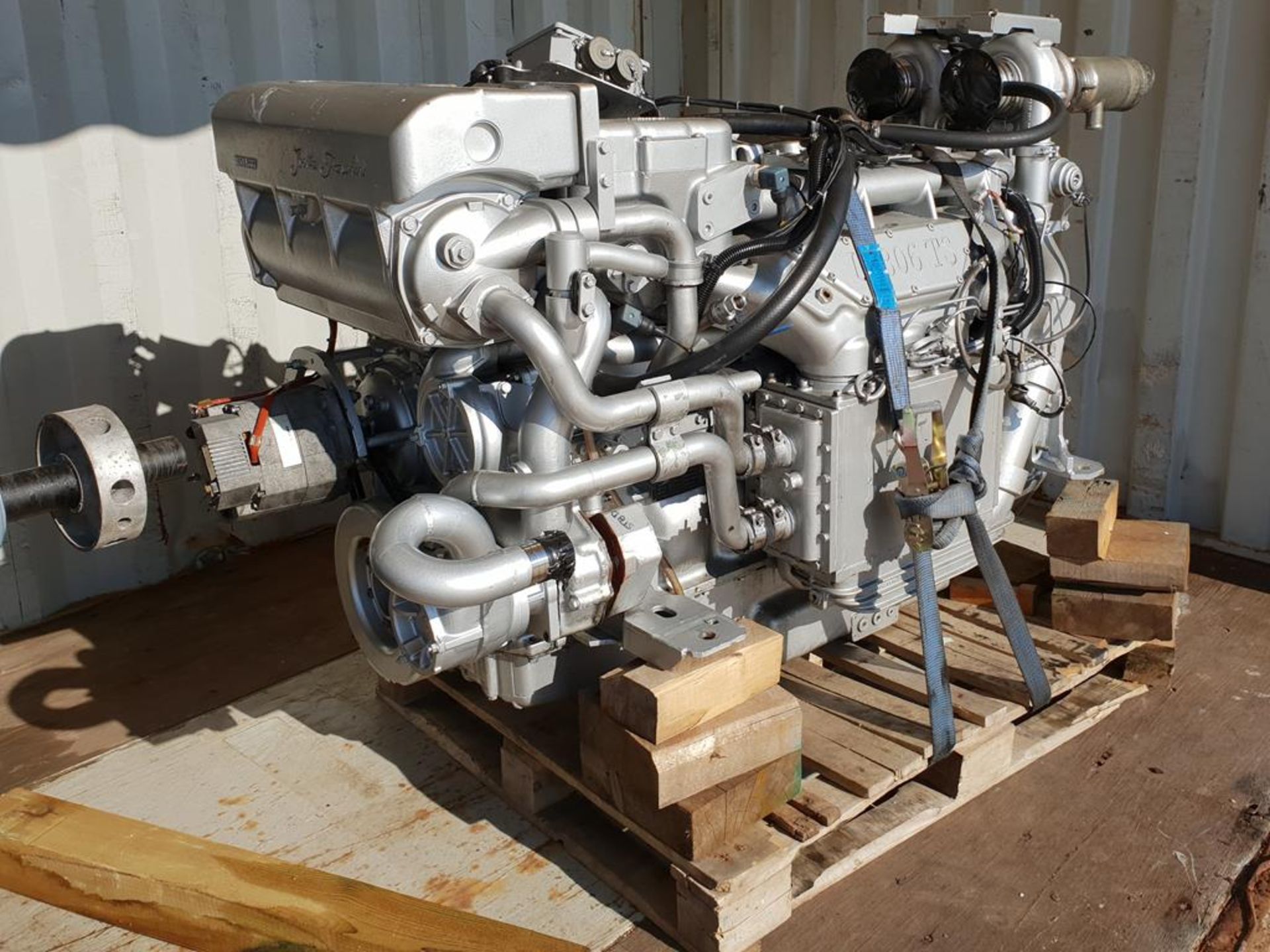 A 2007 Isotta Fraschini model L1306 TSMSD 6 cylinder Turbo Diesel Marine Engine - Image 4 of 8