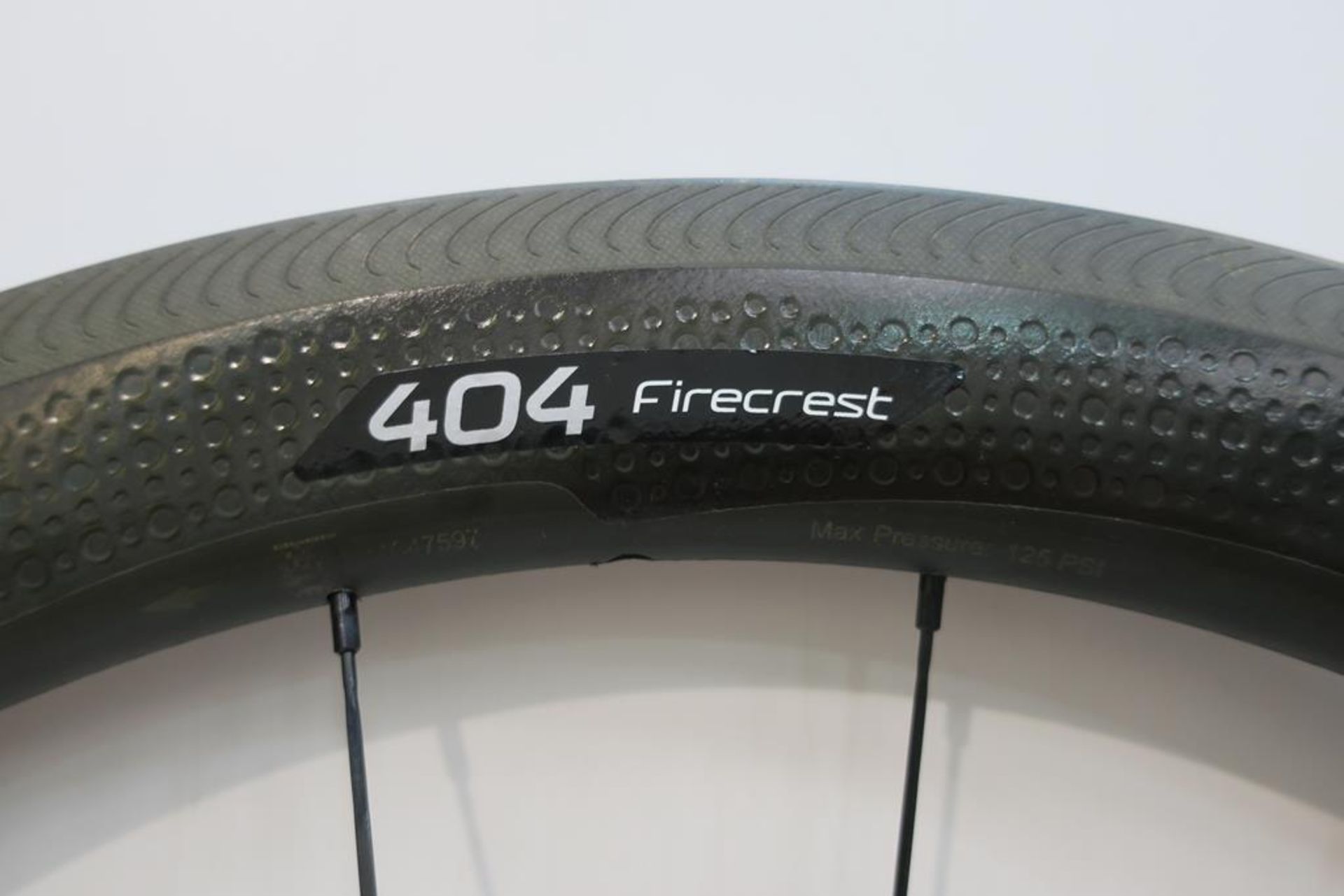 A Set of New Boxed Zipp 404 Firecrest Rims - Image 10 of 14