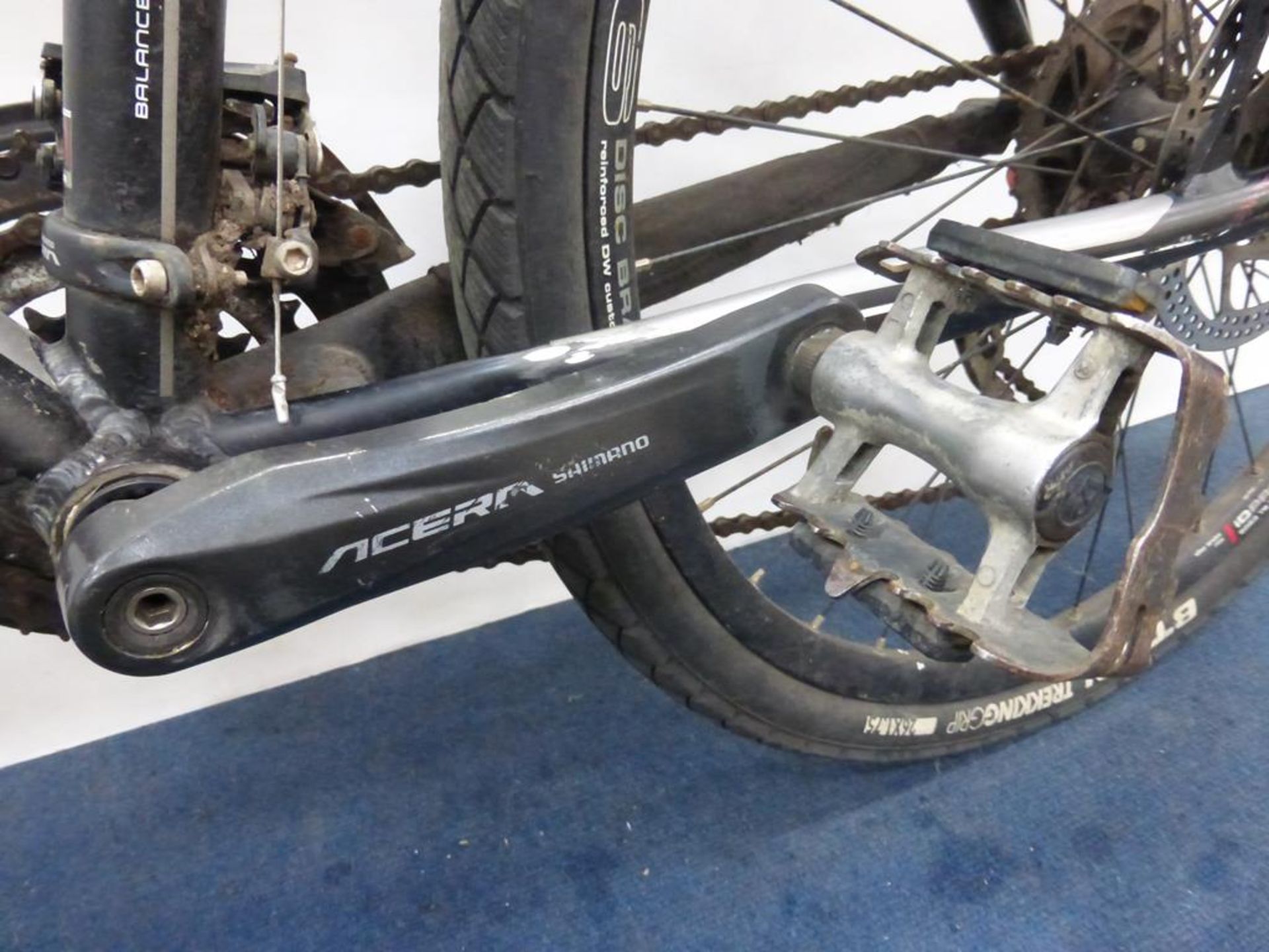 A Used Ideal Hillmaster Mountain Bicycle - Image 24 of 34