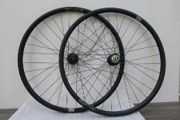 A New Boxed Wheel Set (Front and Rear Wheels) Hope 20 Five Pro 4 32H Black