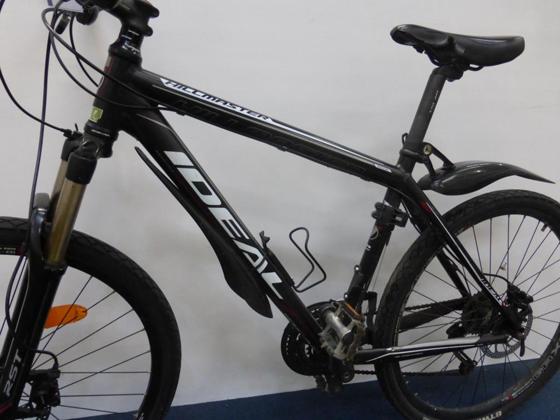 A Used Ideal Hillmaster Mountain Bicycle - Image 13 of 34