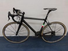 Colnago C60 Bicycle with Campagnolo Wheels and Vittoria Corsa (700 x 25C) Tyres