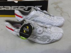 A pair of new, boxed Gaerne Full Carbon Womens Road Shoes