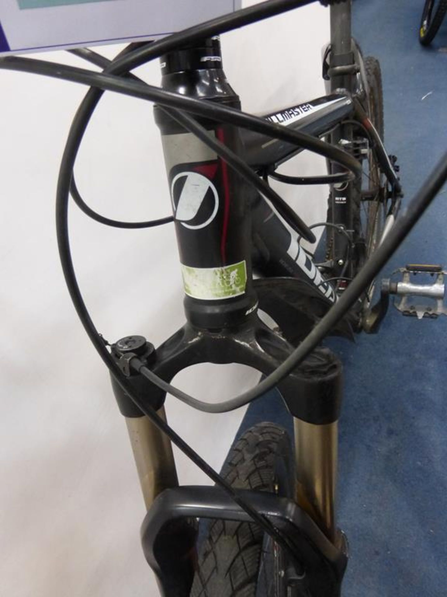 A Used Ideal Hillmaster Mountain Bicycle - Image 6 of 34