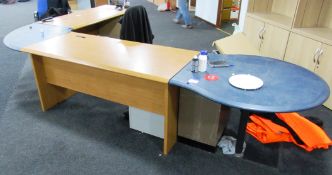 2 ’L’ Shaped Desks