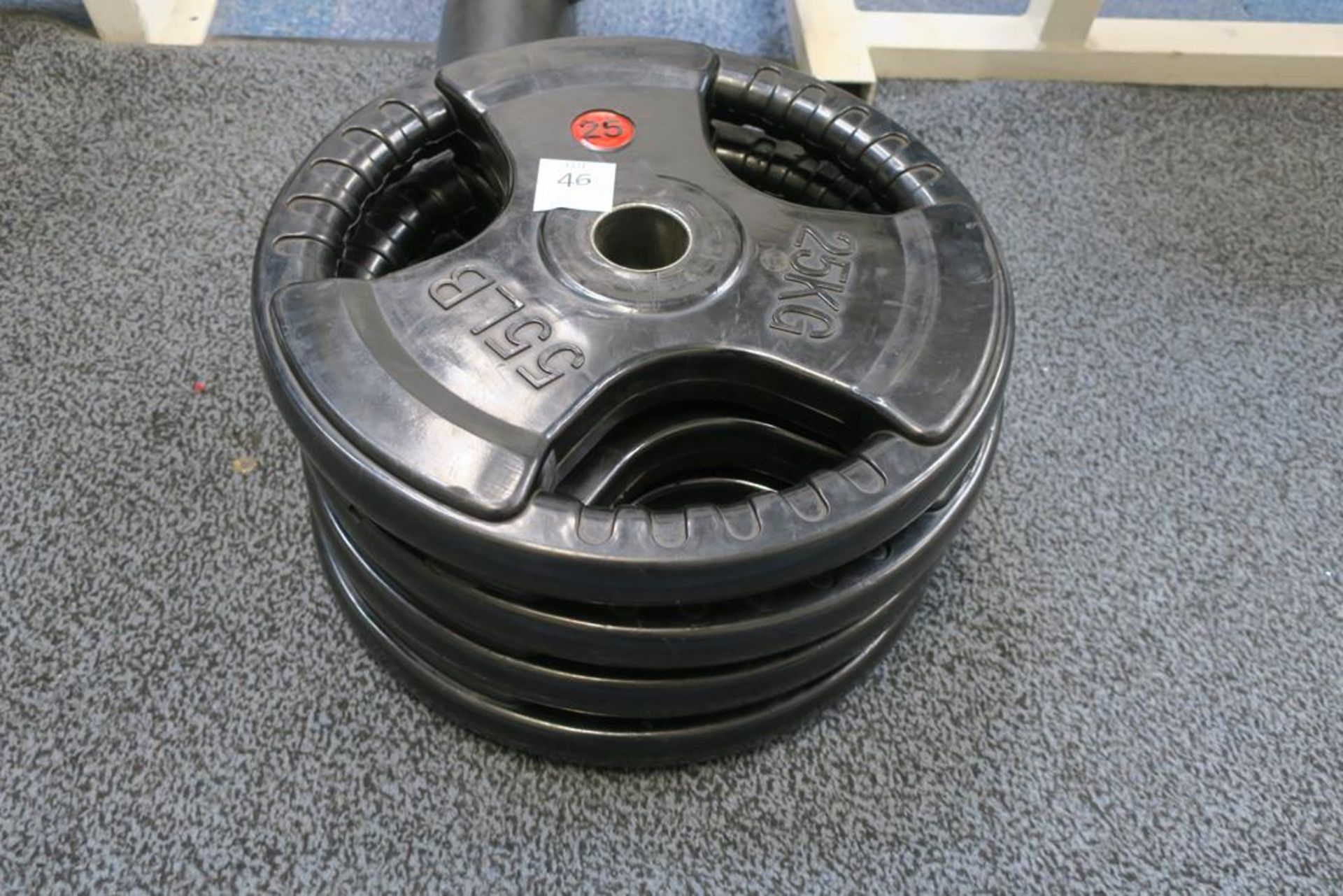 4 x 25Kg Rubber Covered Plates - Image 2 of 2