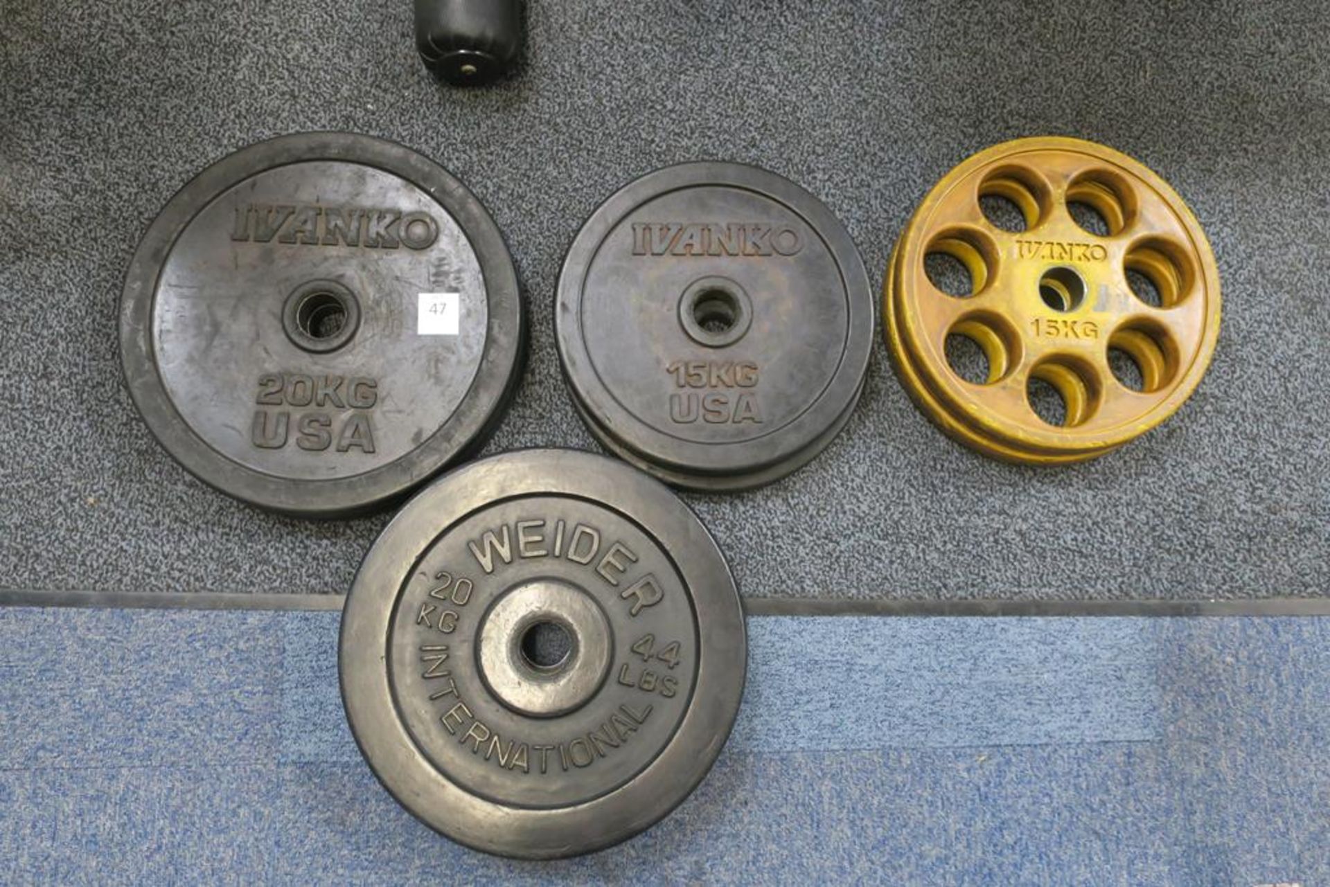 8 x Rubber Covered Dumbbells