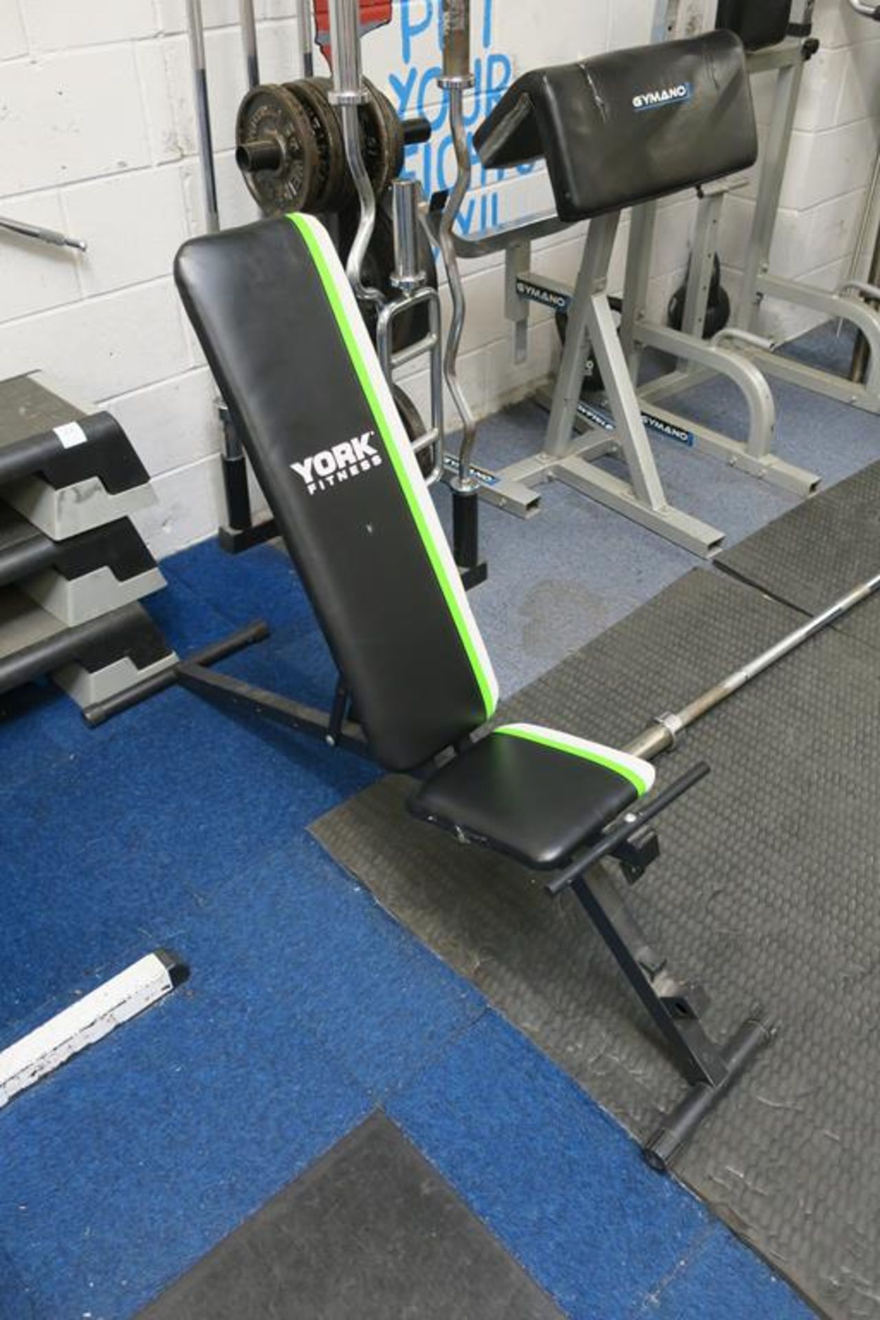 York Adjustable Bench and 3 x Reebok Steps - Image 2 of 4