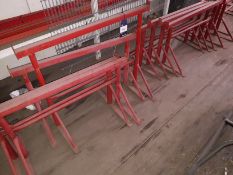 Quantity of approx. 20 adjustable trestles