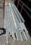 Approx. 52 mixed length scaffold tube 8’-11’