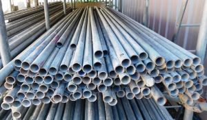 Approx. 123 mixed length scaffold tube mostly 21’