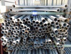Approx. 221 mixed length scaffold tube 8’-14’