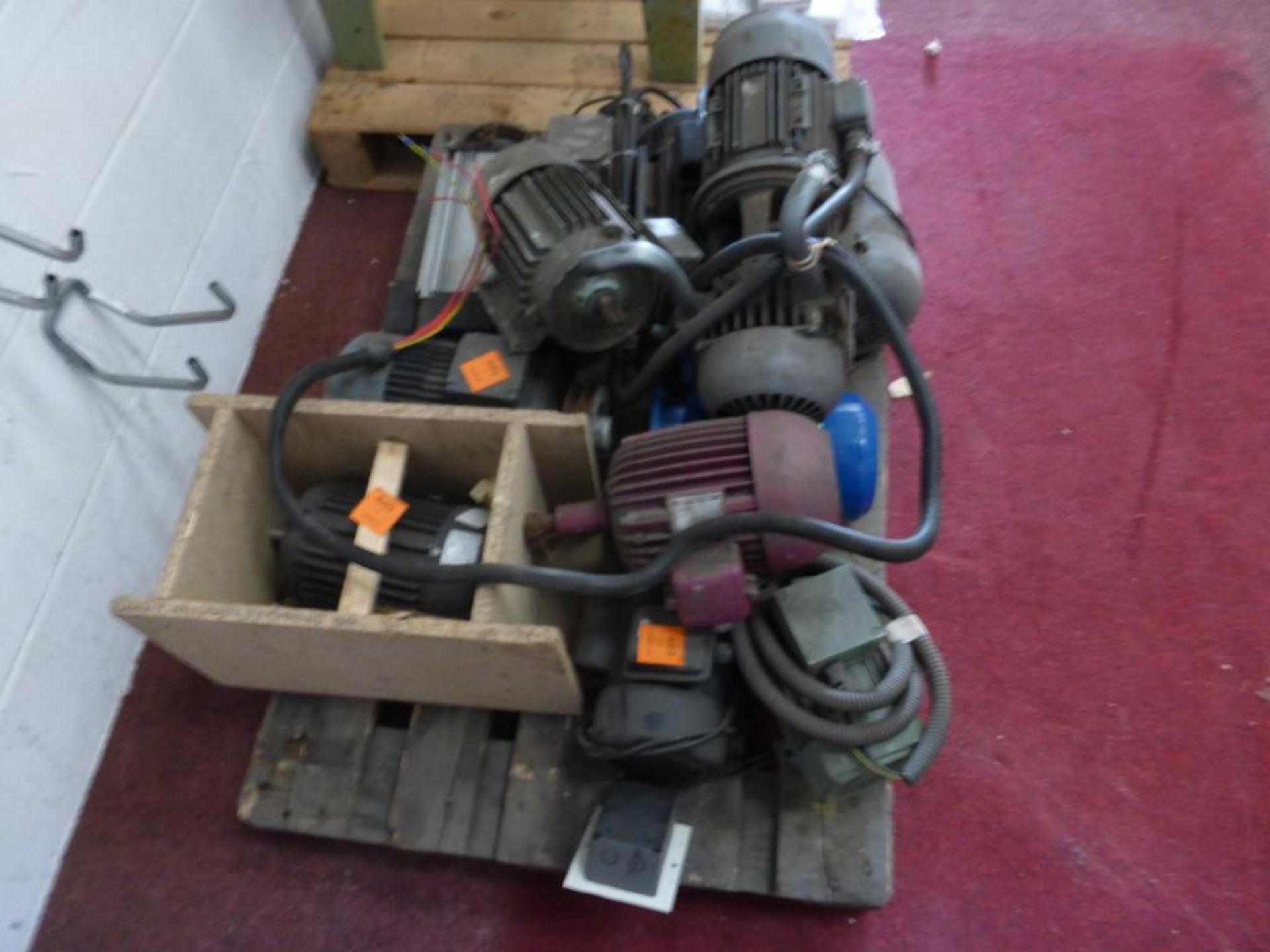 Pallet of Assorted Motors - Image 2 of 2