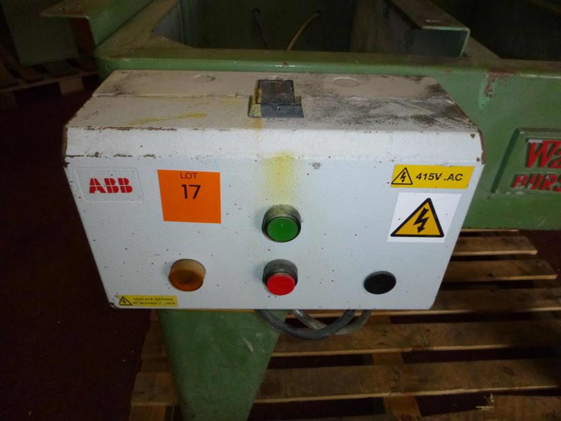 Wadkin Bursgreen 12 BRA Radial Arm Crosscut Saw 3PH - Image 3 of 6