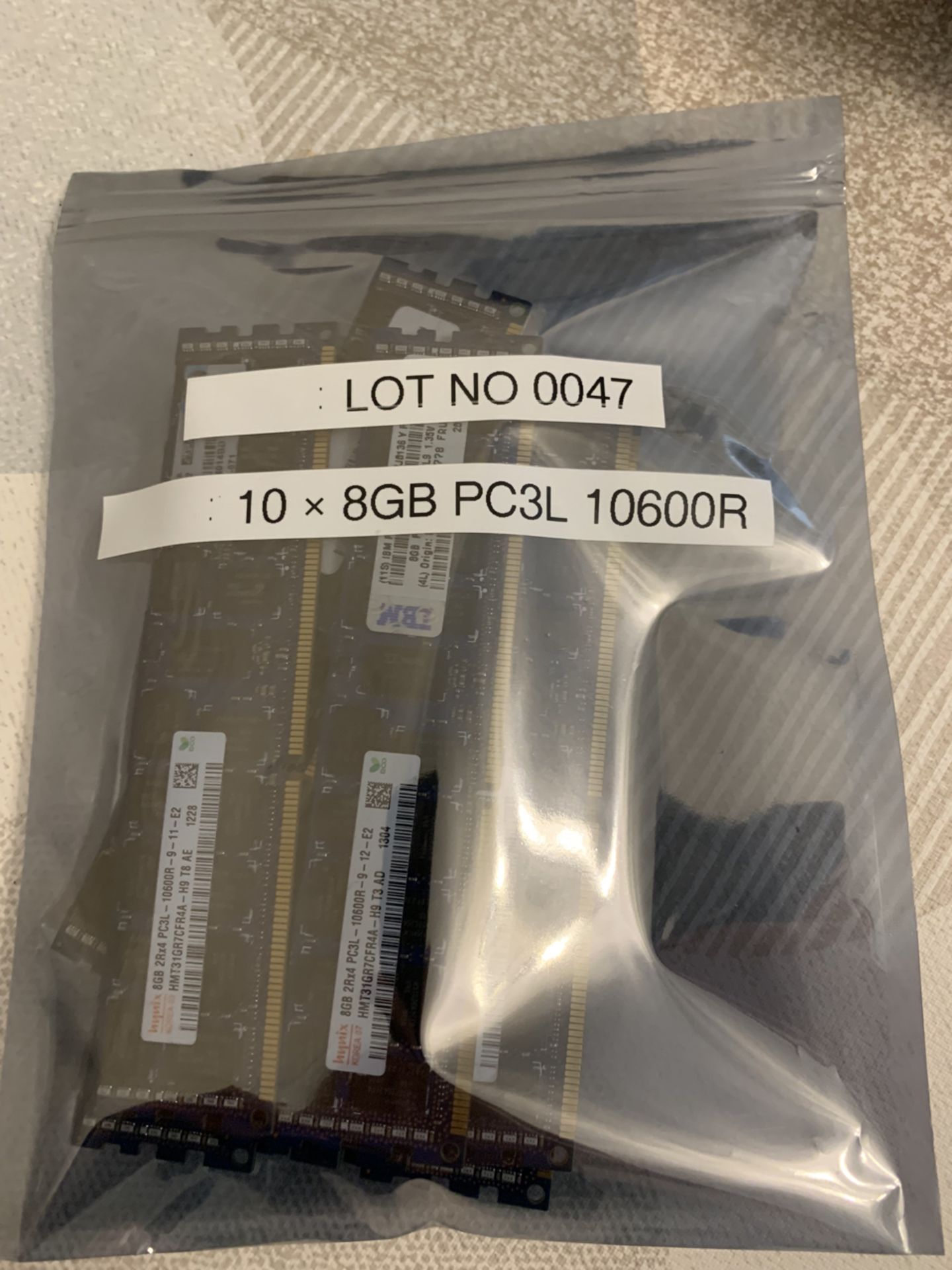 10 HYNIX 8GB PC3L 10600R RAM