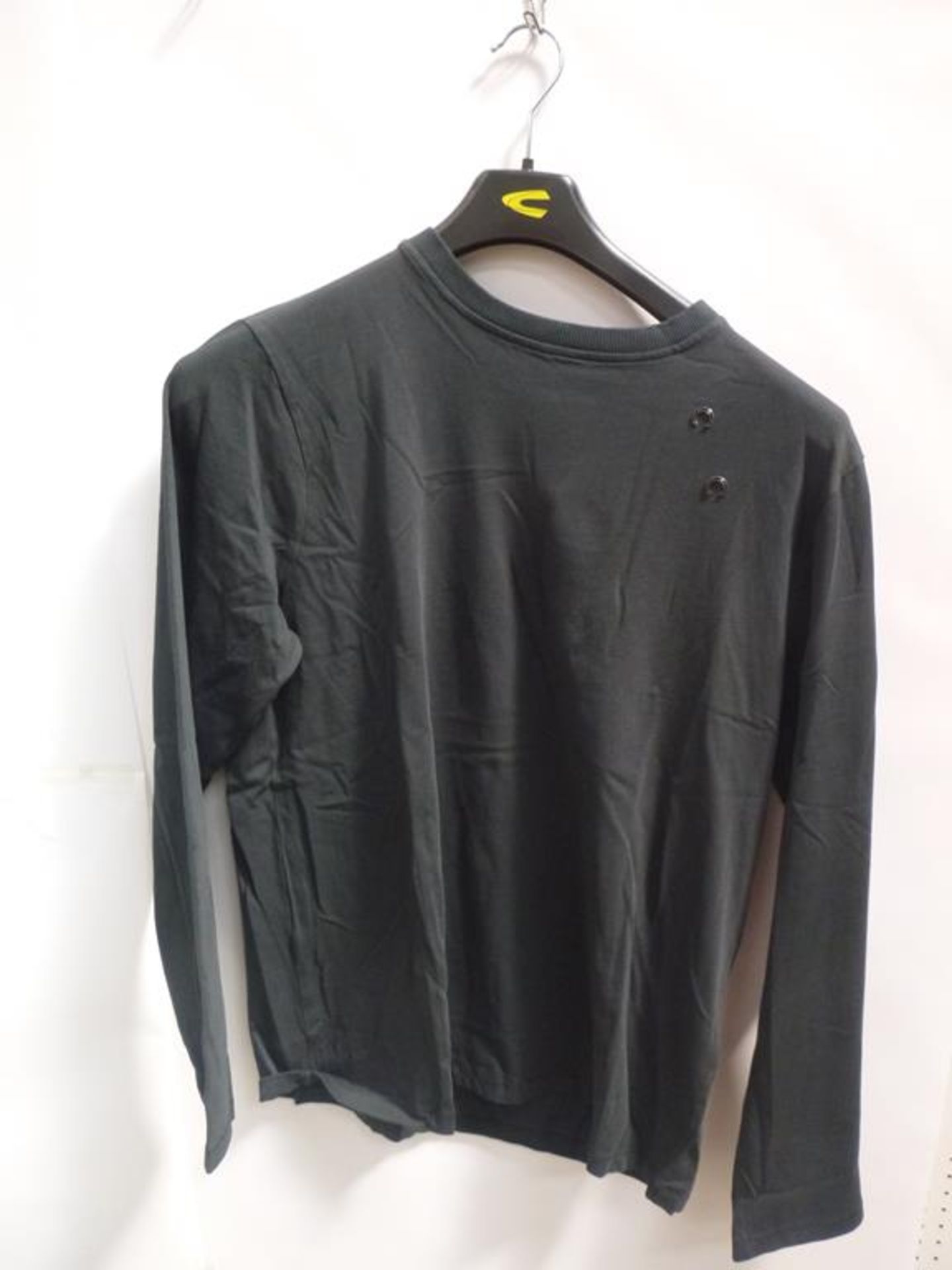 A Long Sleeved White T-Shirt (M), a Lemaire Short Sleeved T-Shirt (?), 5 x Long Sleeved Black Tops ( - Image 7 of 10