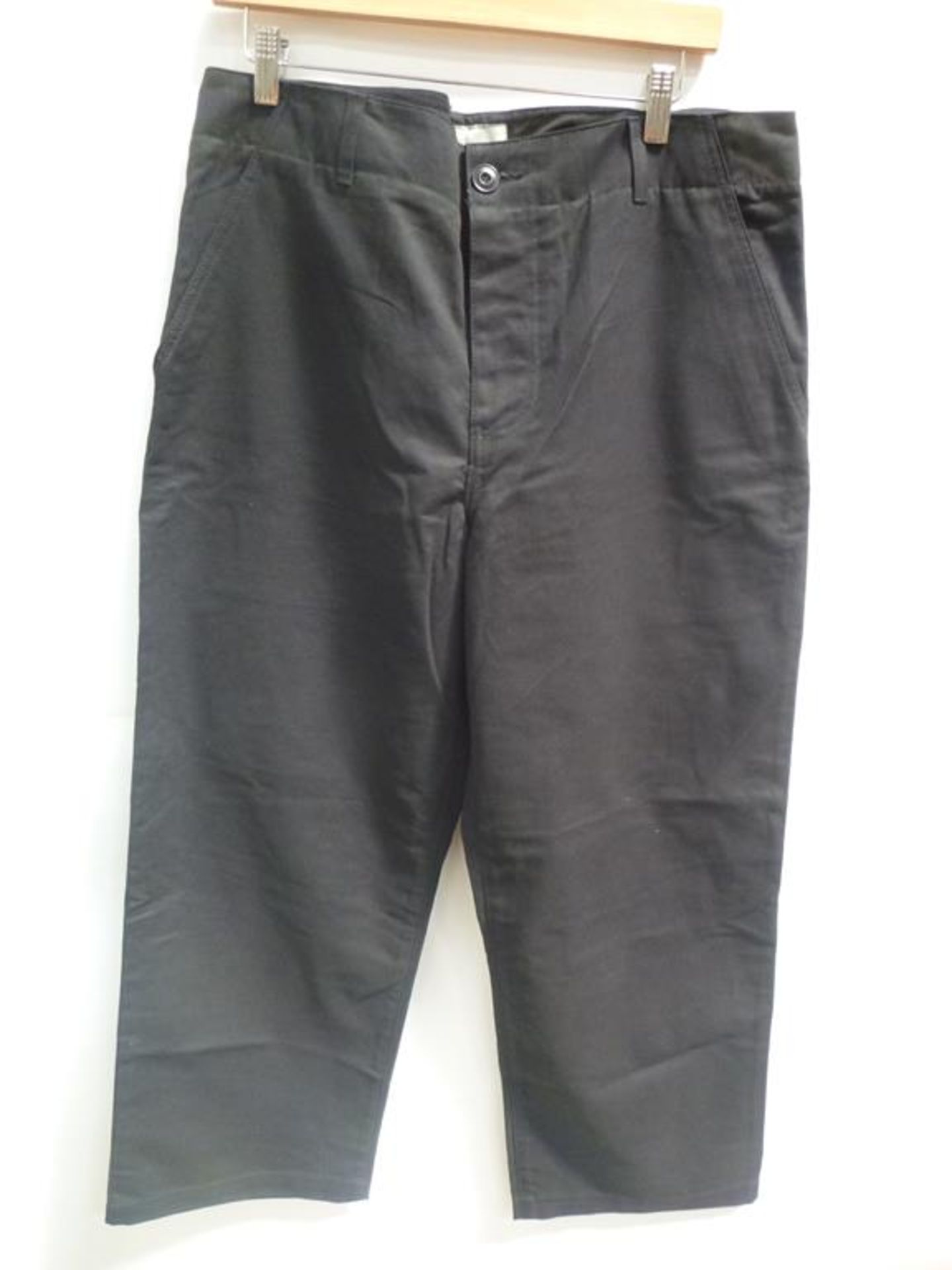 Black Trousers (XL), Berthold Blue Shorts (S), Black Jeans (XL), 3 x Blue Jeans (L) (L) (L) - Image 6 of 6
