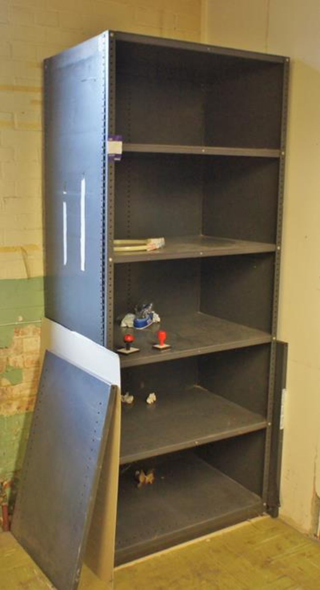 * 33 Bays Link 51 Bolted Shelving Photographs are provided for example purposes only and do not - Image 16 of 24