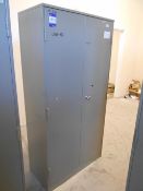 * Heavy Duty Steel secure Double Door Cabinet 1830 x 920 x 450 Photographs are provided for