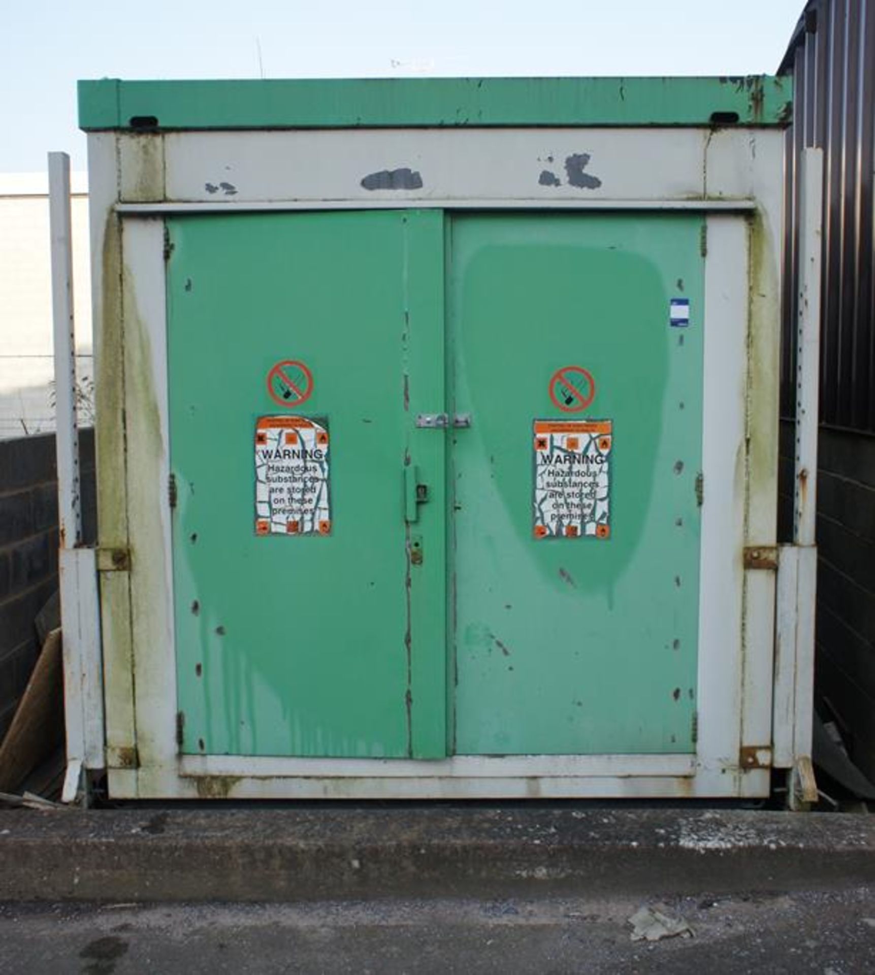 Steel Chemical Store 20ft x 8ft with double door / pedestrian door access, bunded floor and - Image 4 of 8