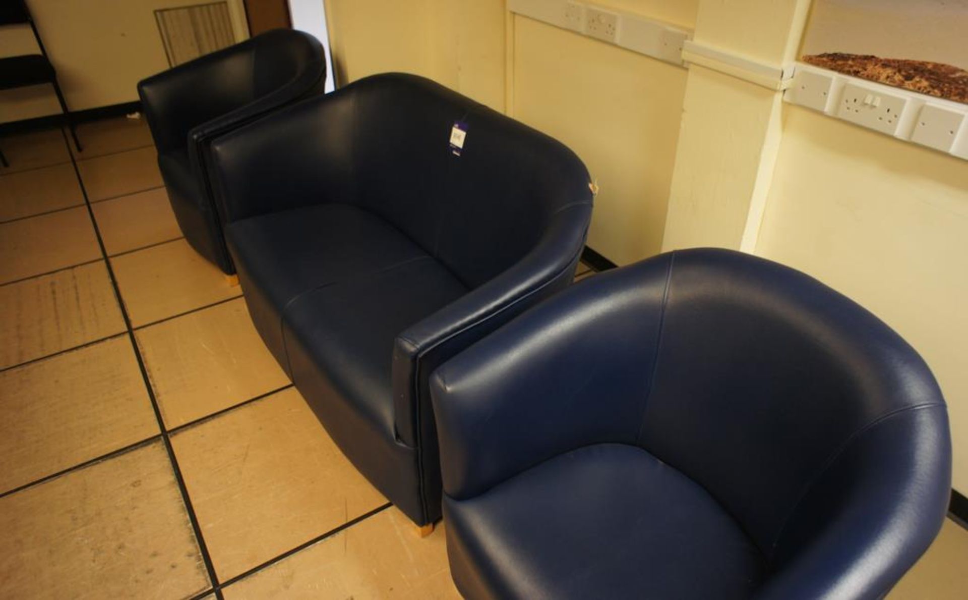 * Leather Effect Seating Custer comprising 2 x Tub Chairs and 2-Seater Sofa Photographs are provided - Image 2 of 3