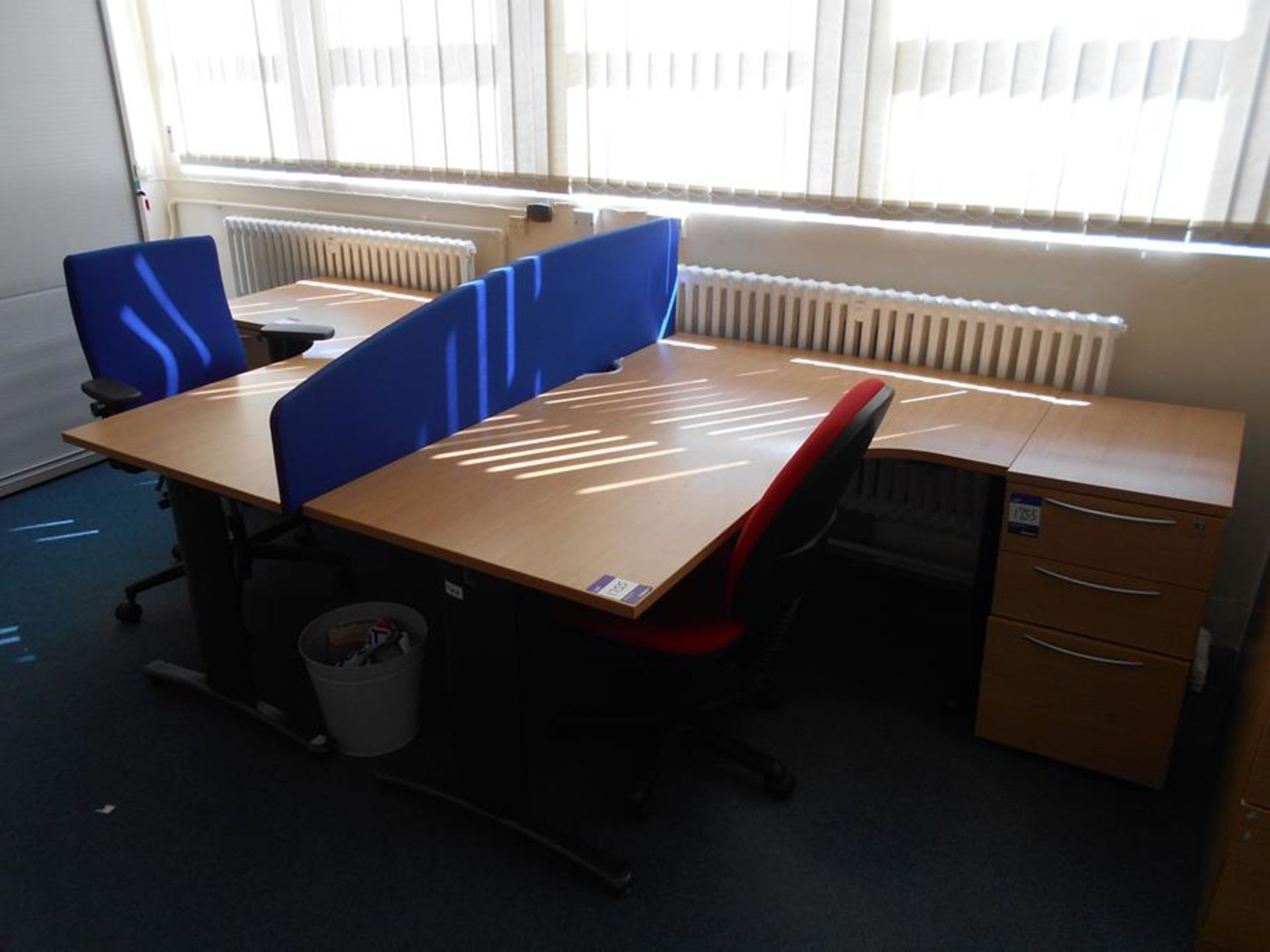* Oak Effect Desk Cluster comprising L/H and R/H Radius Desk 1600 x 1200, 2 Desk High 3 Drawer - Image 2 of 2