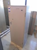 * Heavy Duty Steel Secure Single Door Cabinet 1520 x 610 x 470 Photographs are provided for
