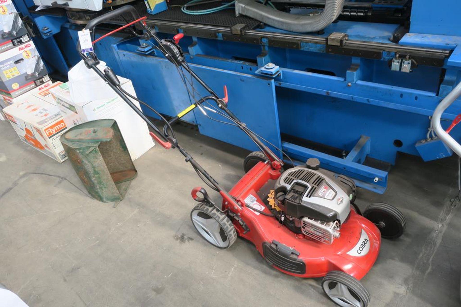 Ex Display Cobra Rotary Lawnmower