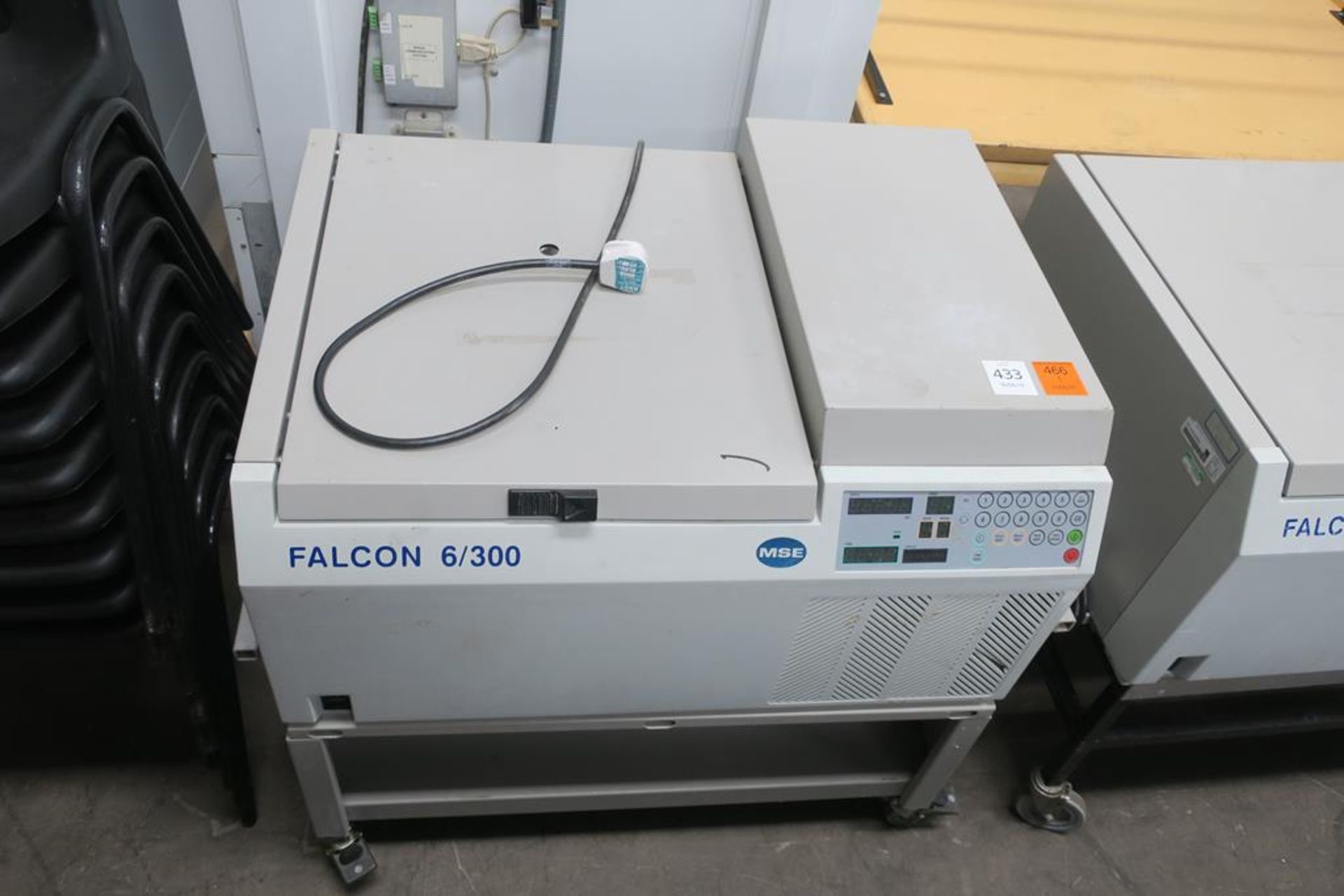 Sanyo Falcon 6/300 MSE Medical Centrifuge